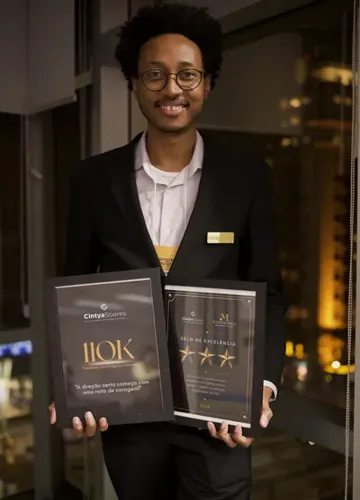 Dono de escola de música premiado por faturar R$ 110 mil